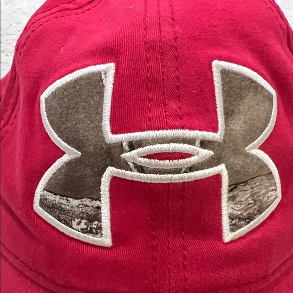 UNDER ARMOUR NEW HOT PINK BASEBALL HAT CAP W/ CAMO UA LOGO ONE SIZE SNAPBACK‎ - Picture 2 of 6
